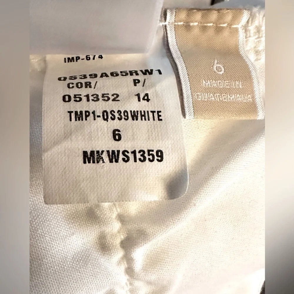 Michael Kors White Capris Size 6